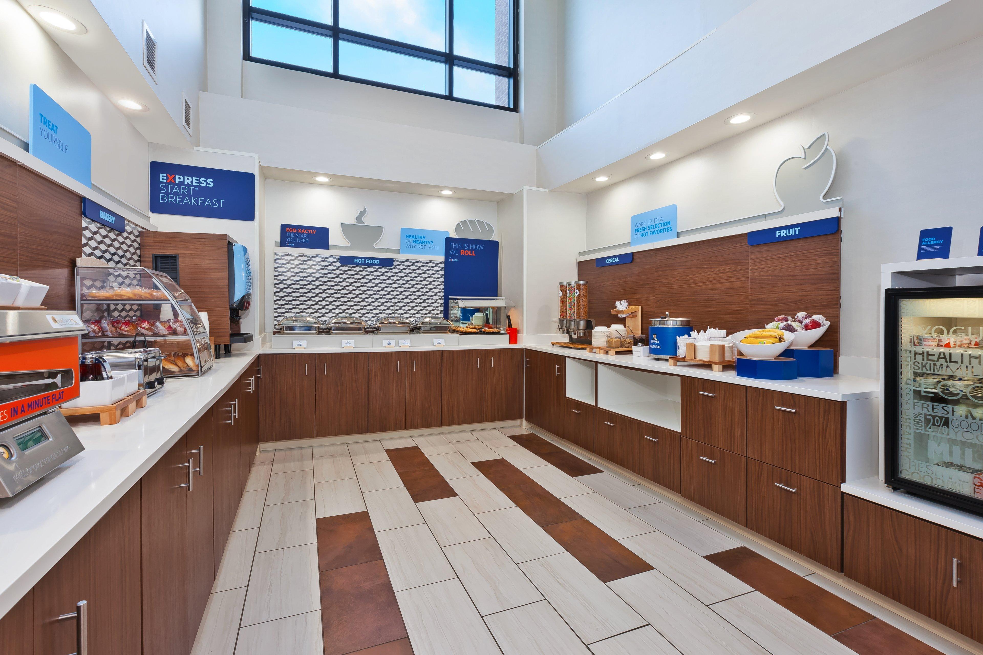 Holiday Inn Express Hotel & Suites Cleveland-Richfield By Ihg Brecksville Экстерьер фото