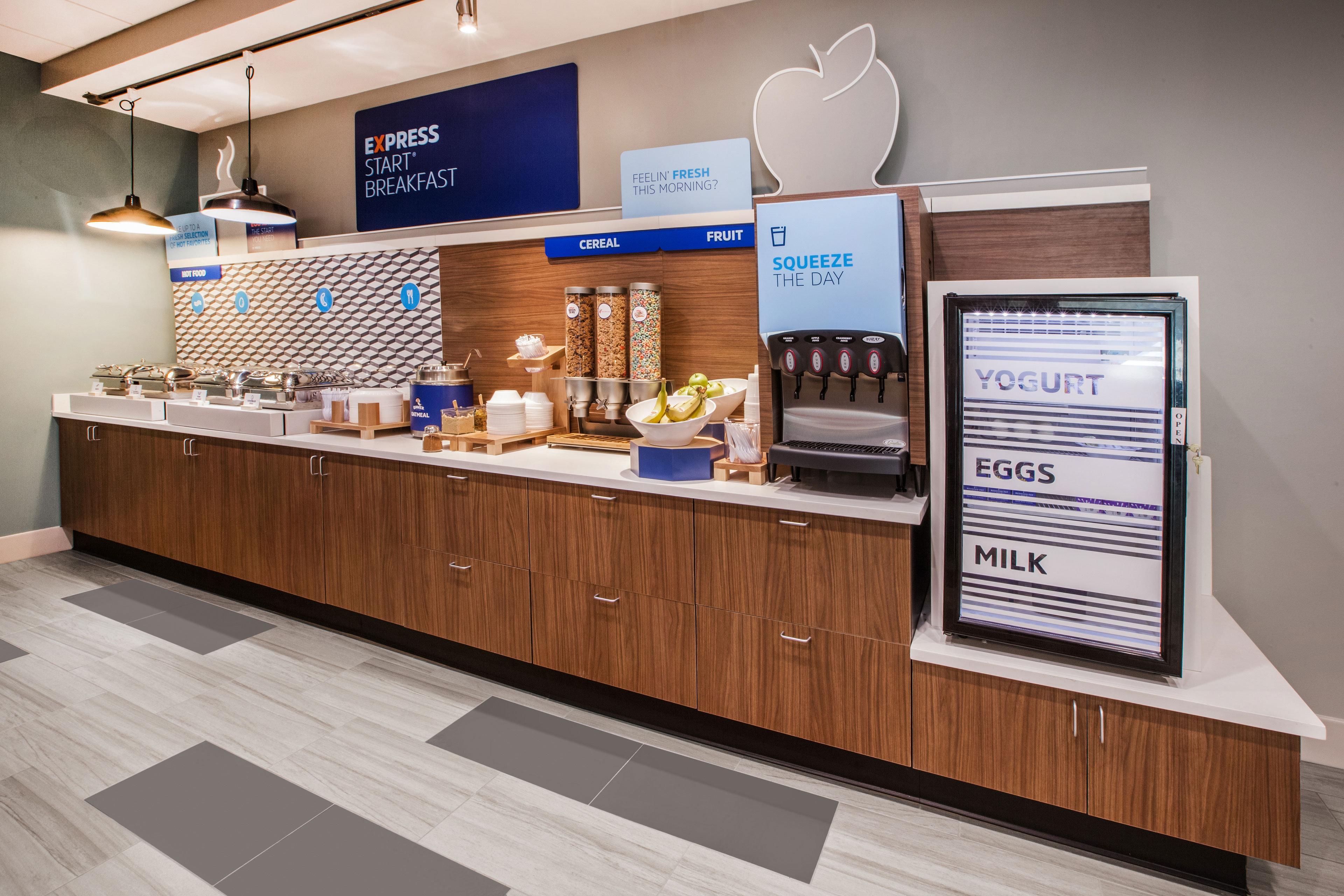Holiday Inn Express Hotel & Suites Cleveland-Richfield By Ihg Brecksville Экстерьер фото