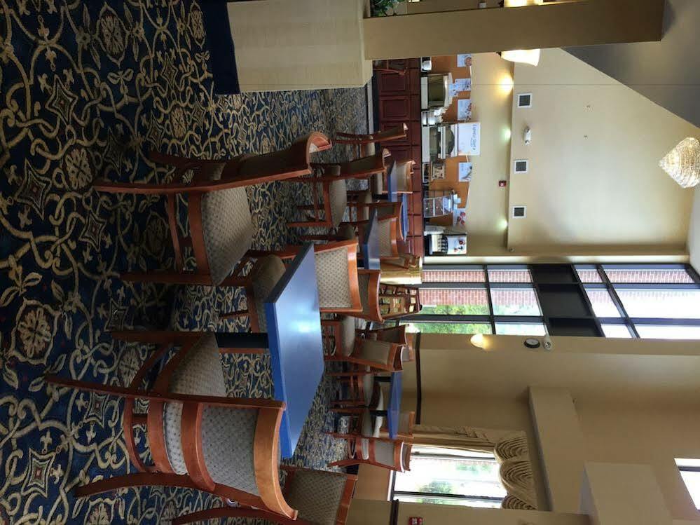 Holiday Inn Express Hotel & Suites Cleveland-Richfield By Ihg Brecksville Экстерьер фото
